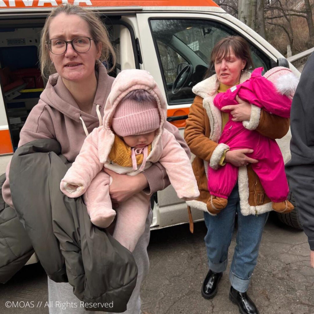 MOAS baut medizinische Hilfsaktion in der Ukraine aus